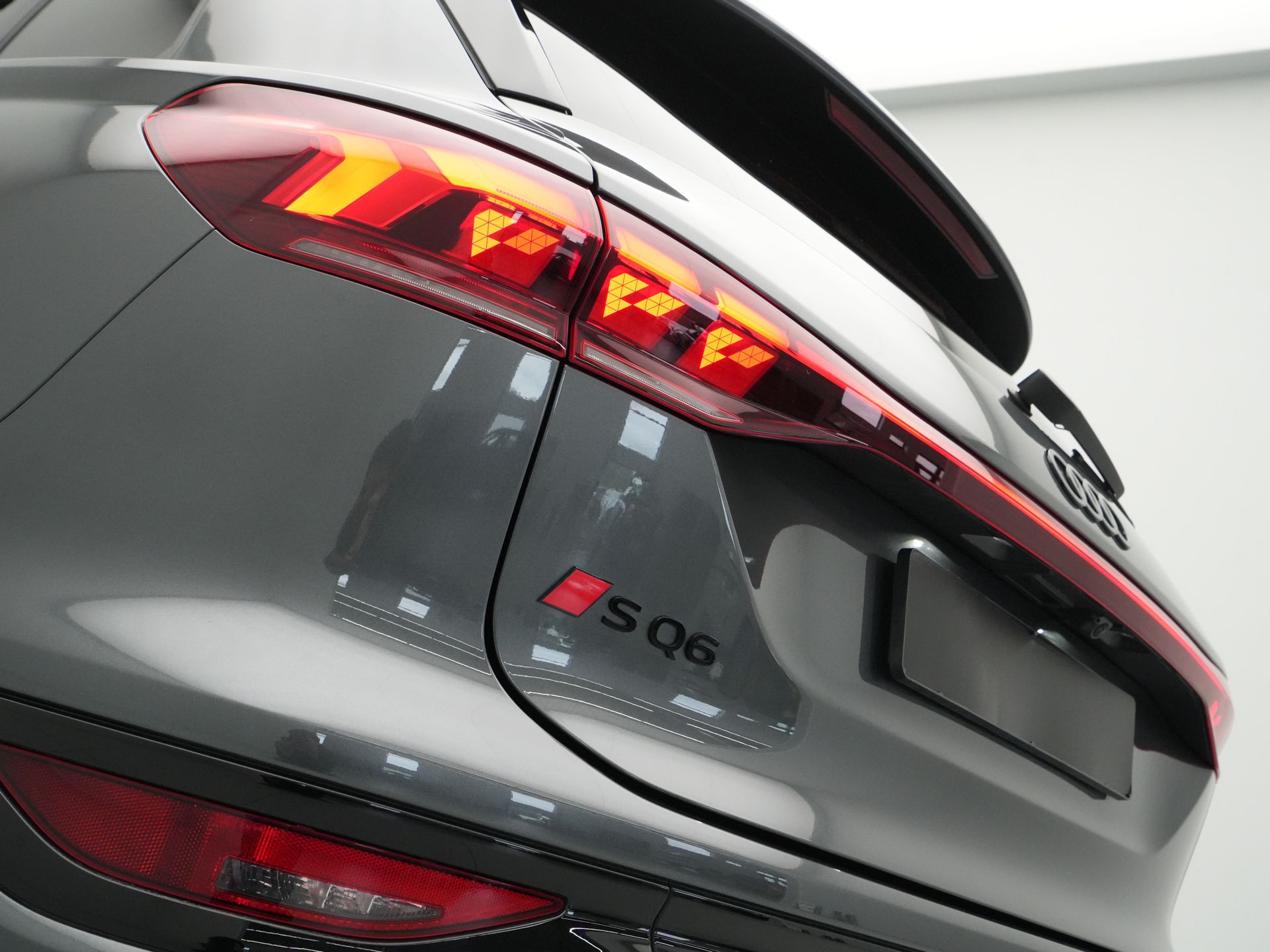 Audi - Q6 SQ6 e-tron SQ6 100 kWh - 2024