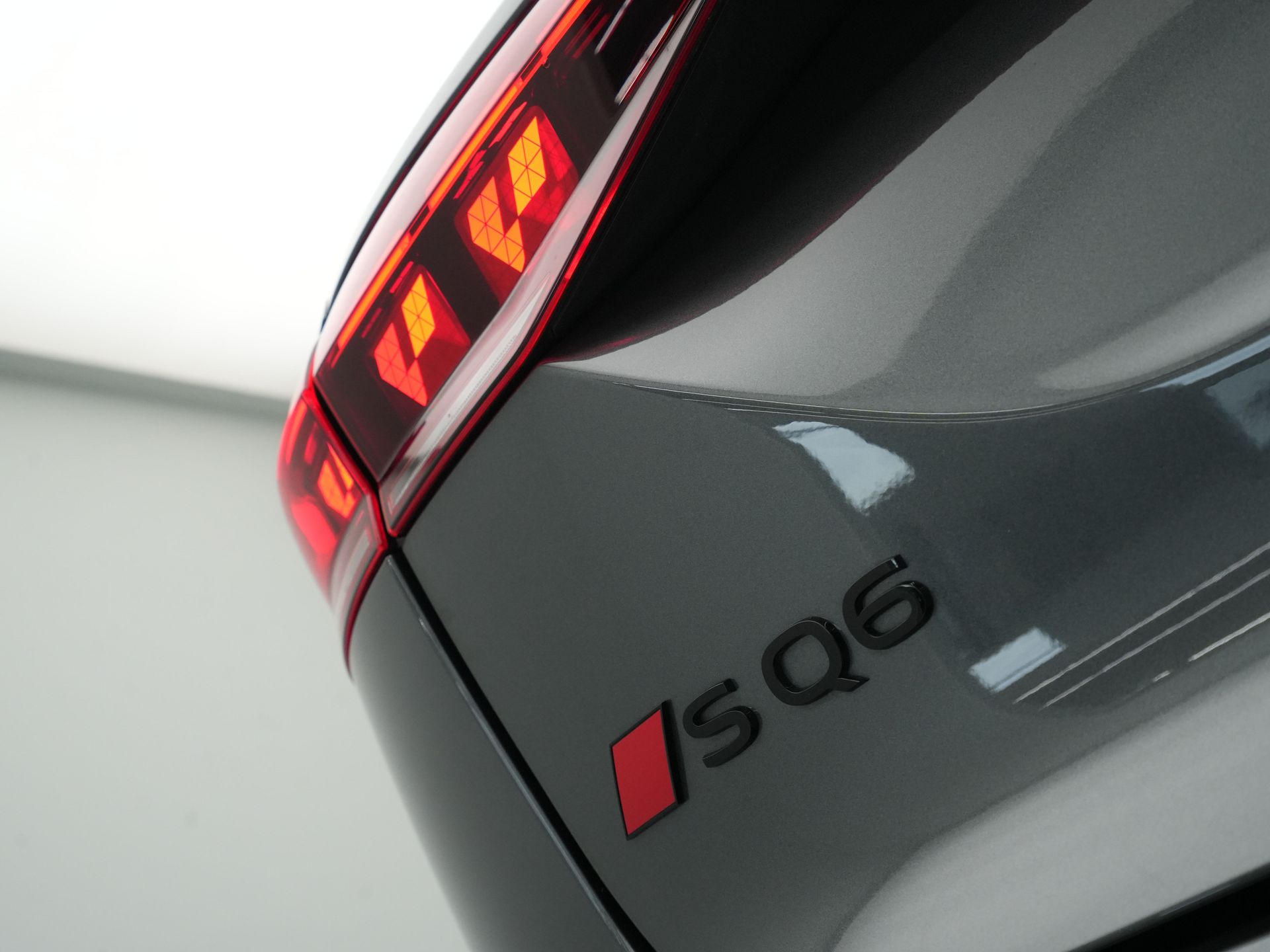 Audi - Q6 SQ6 e-tron SQ6 100 kWh - 2024
