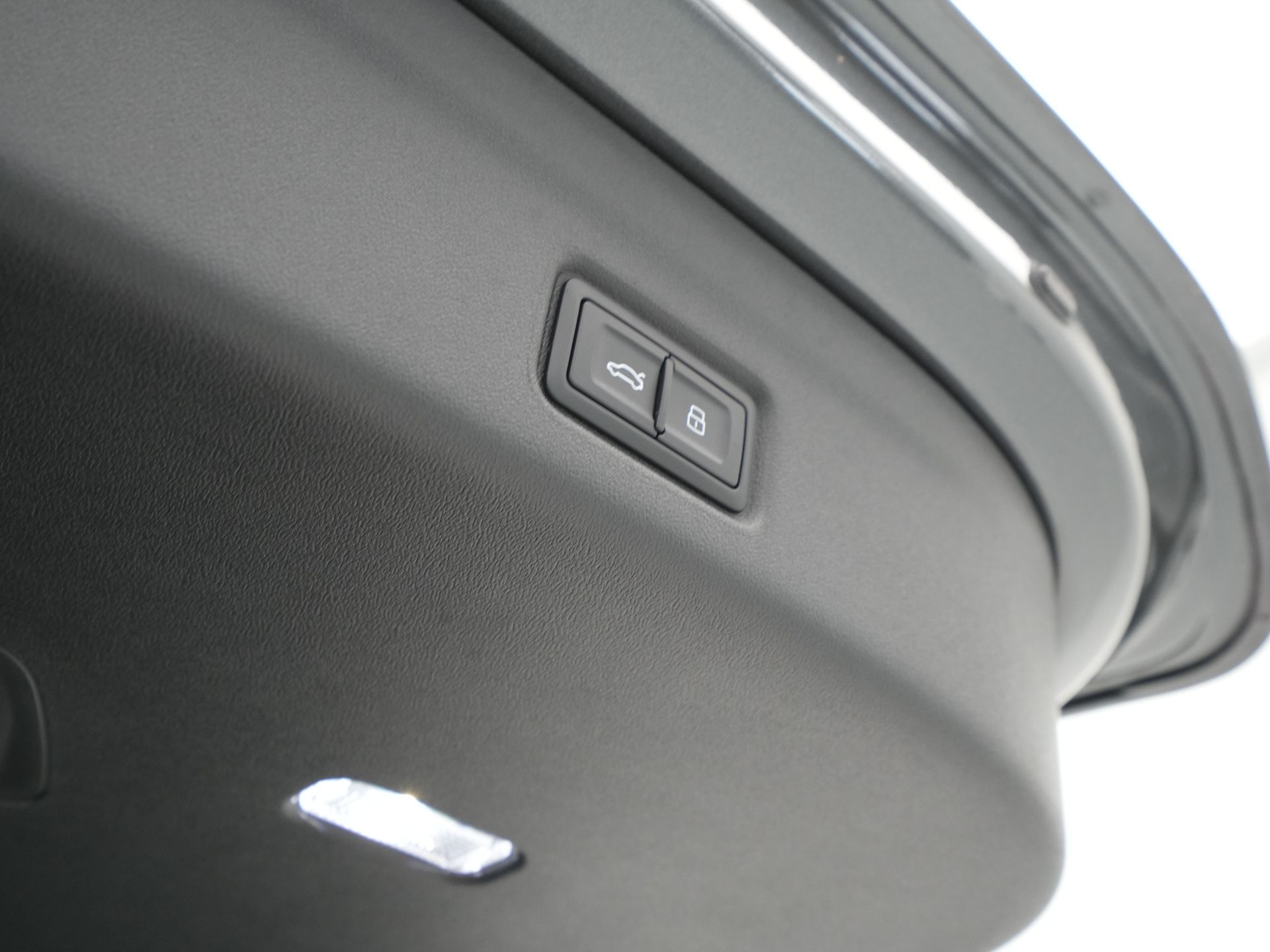 Audi - Q6 SQ6 e-tron SQ6 100 kWh - 2024