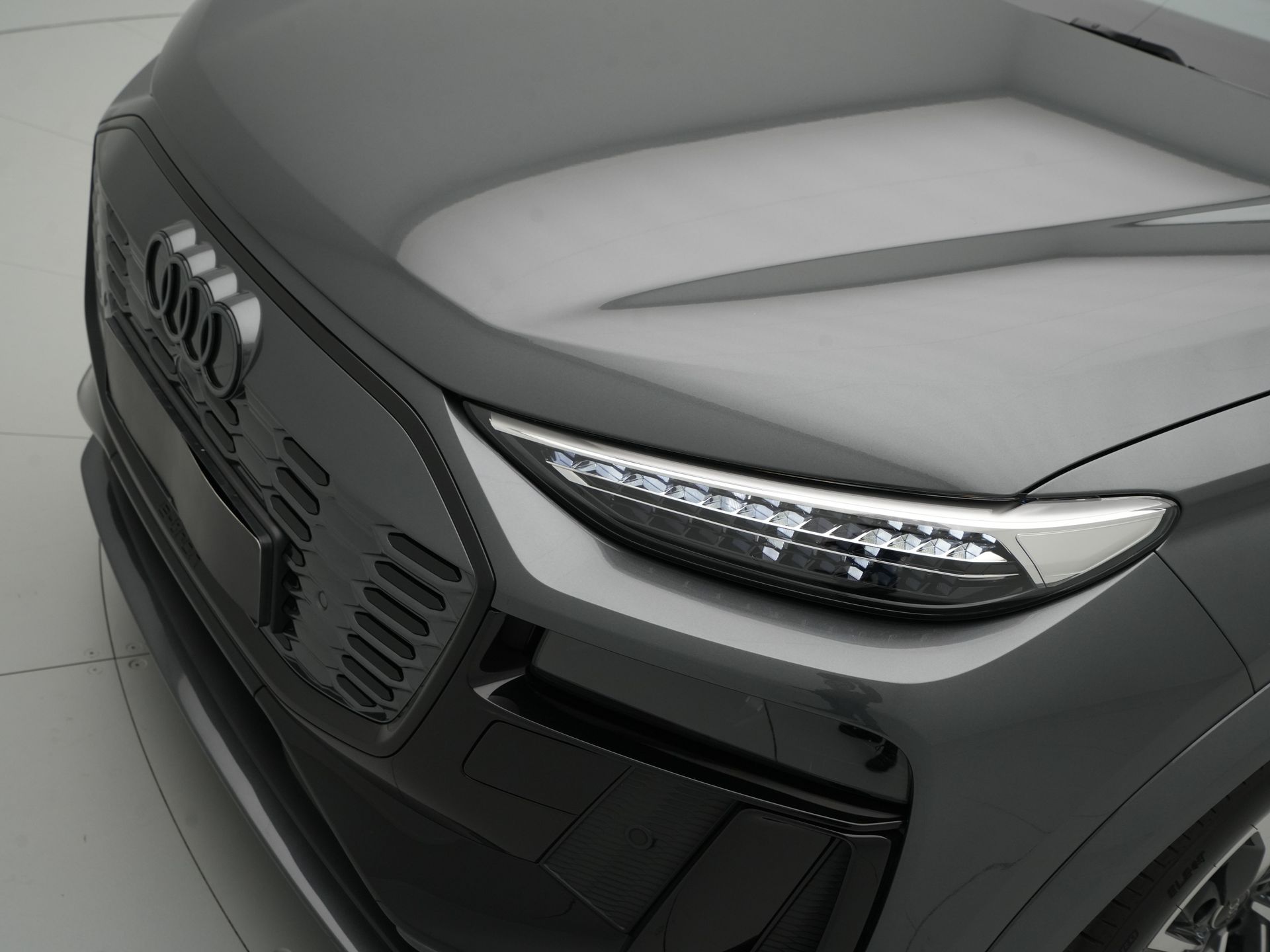 Audi - Q6 SQ6 e-tron SQ6 100 kWh - 2024