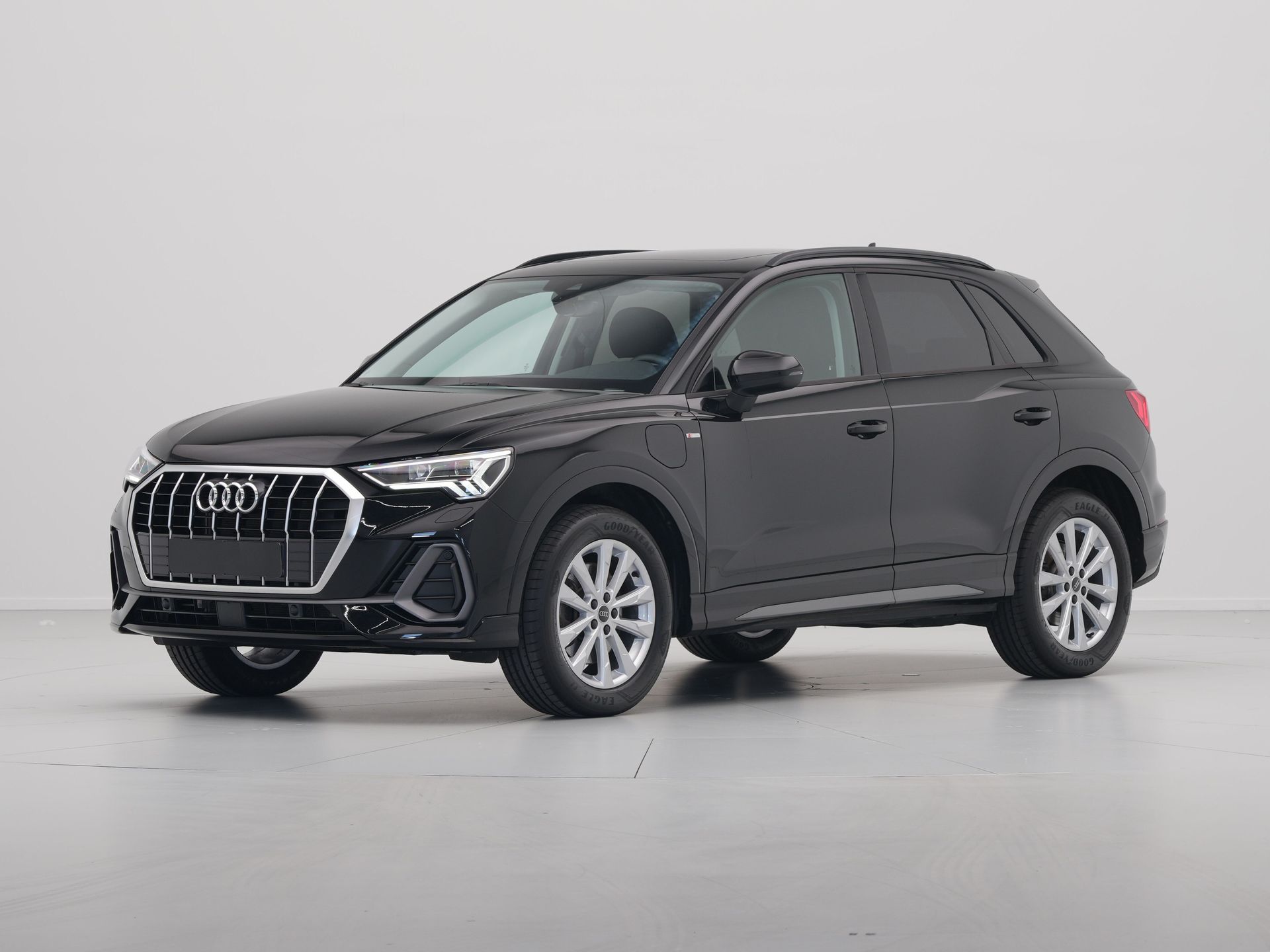 Audi - Q3 45 TFSI e 245 pk S line edition - 2023